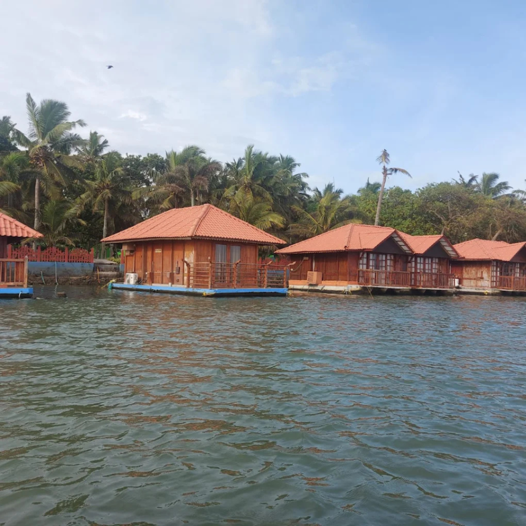 poovar island homestay